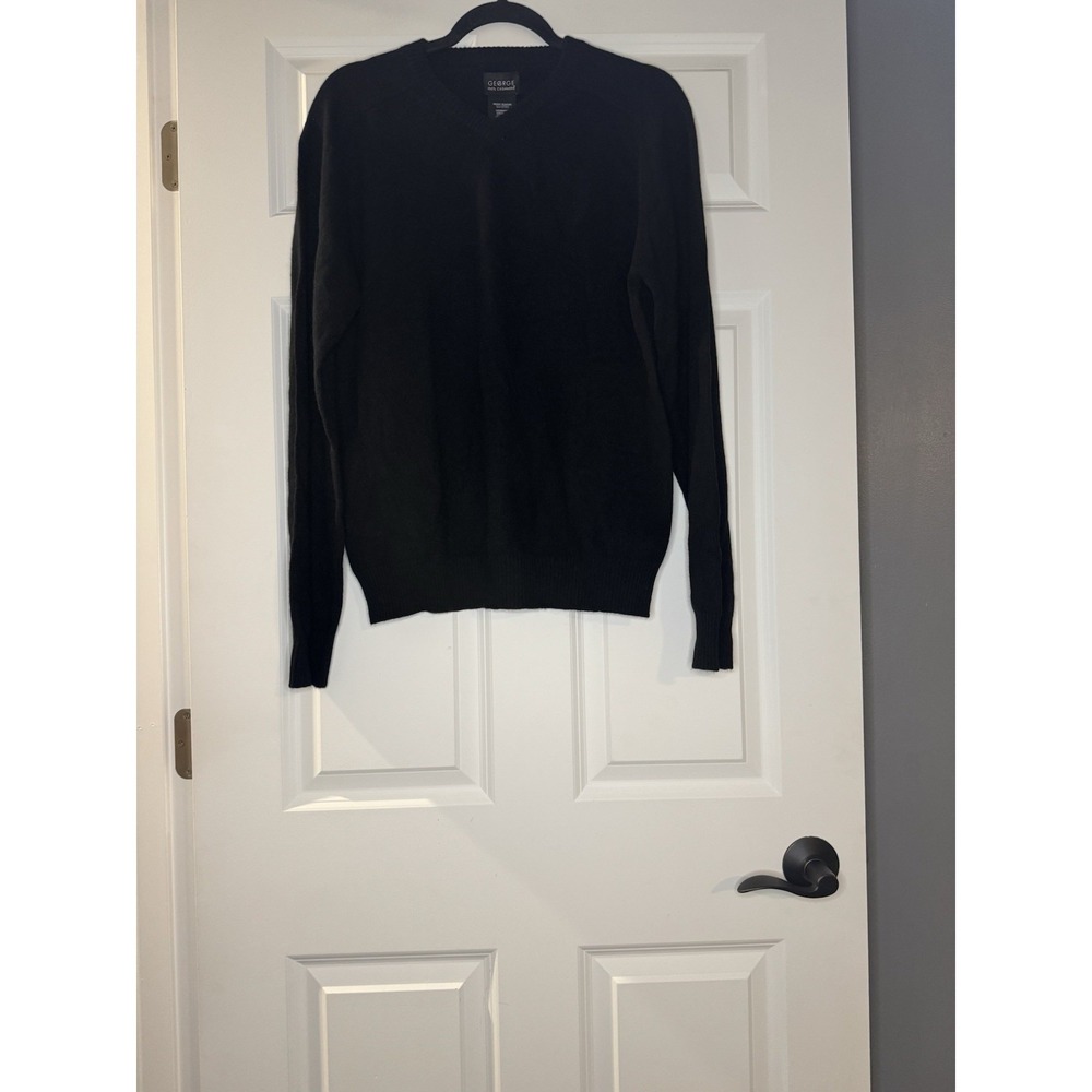 George Men's V Neck 100% Cashmere Pullover Sweater Black Small 34/36 Nwt